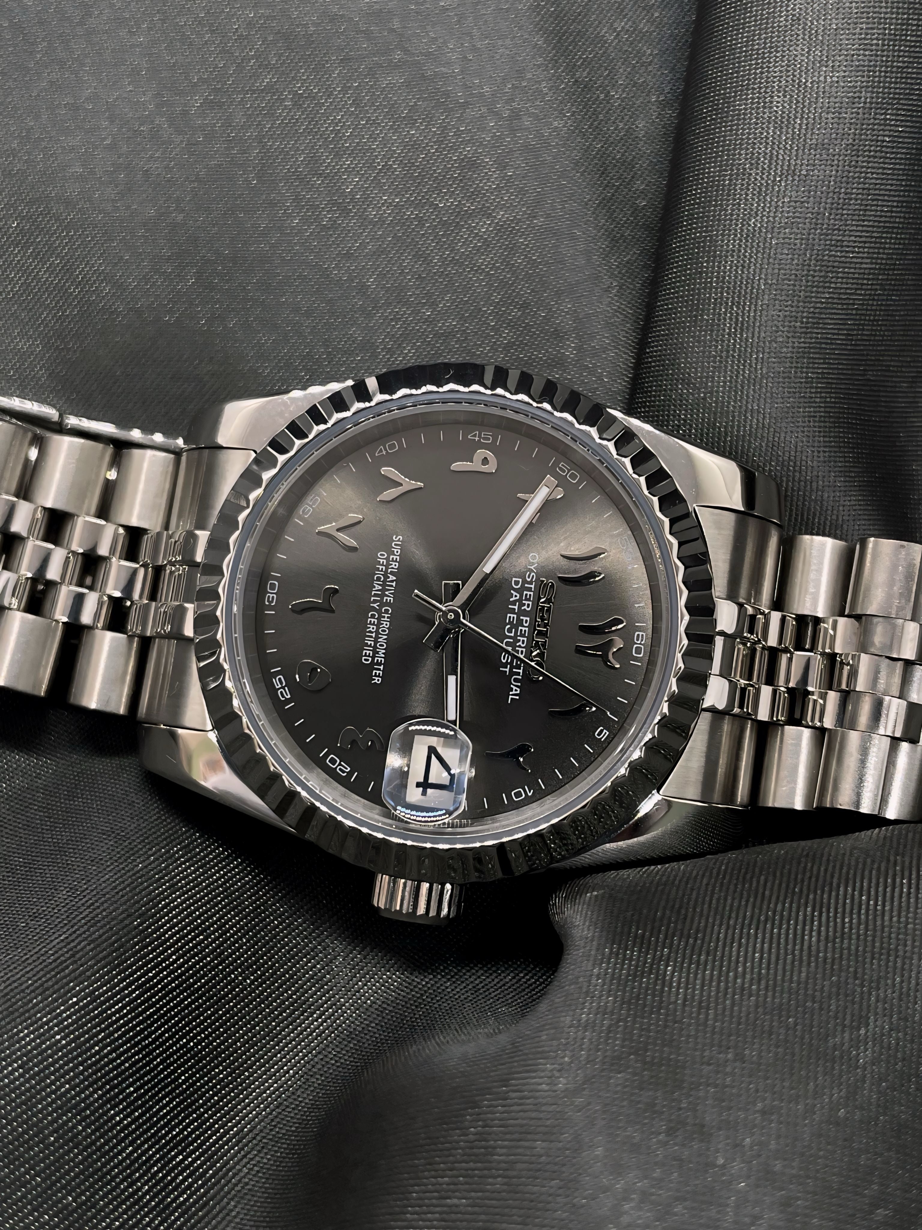 Seiko Mod - Arabic Dial Charbon