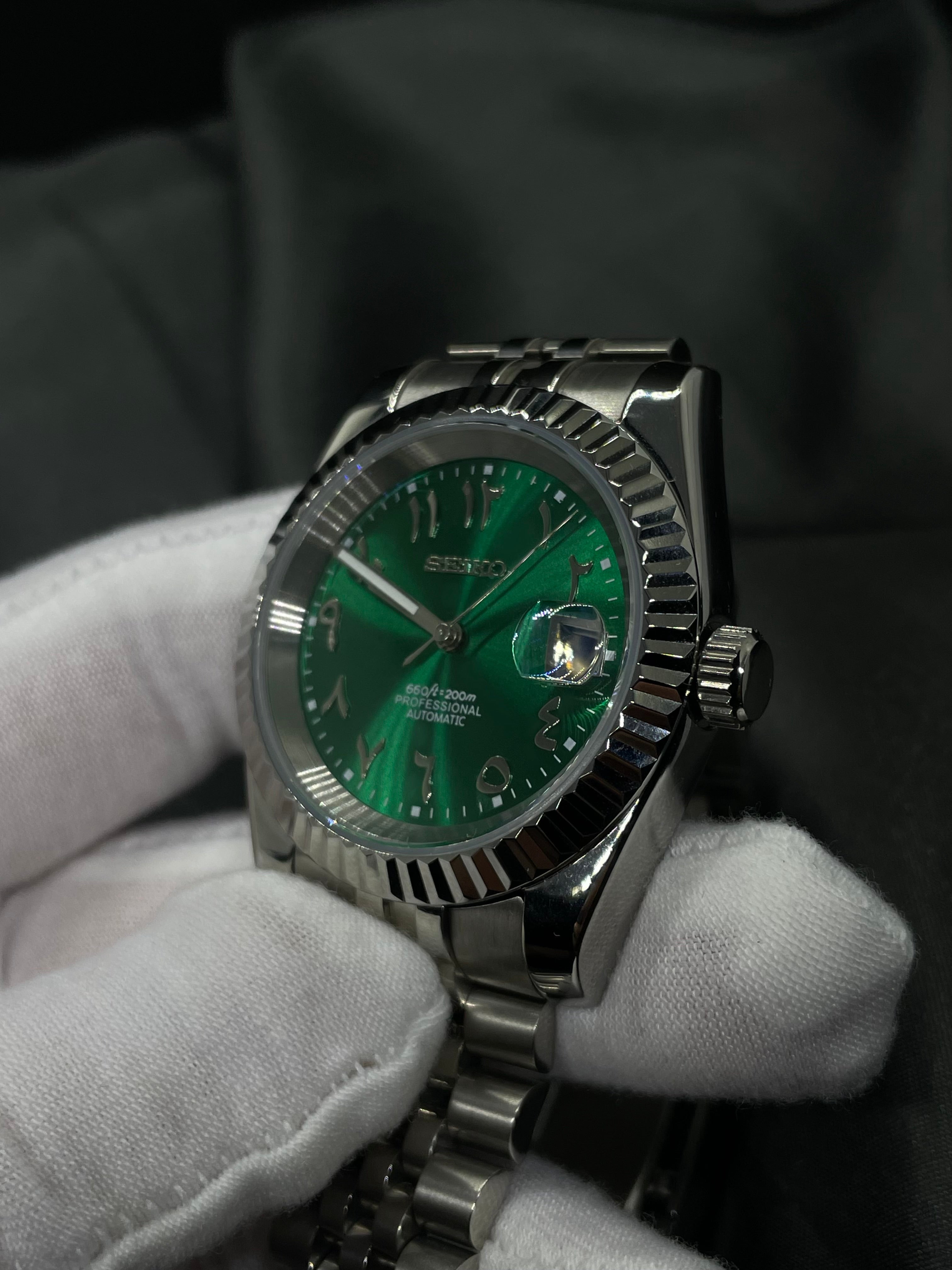 Seiko Mod - Arabic Dial Émeraude