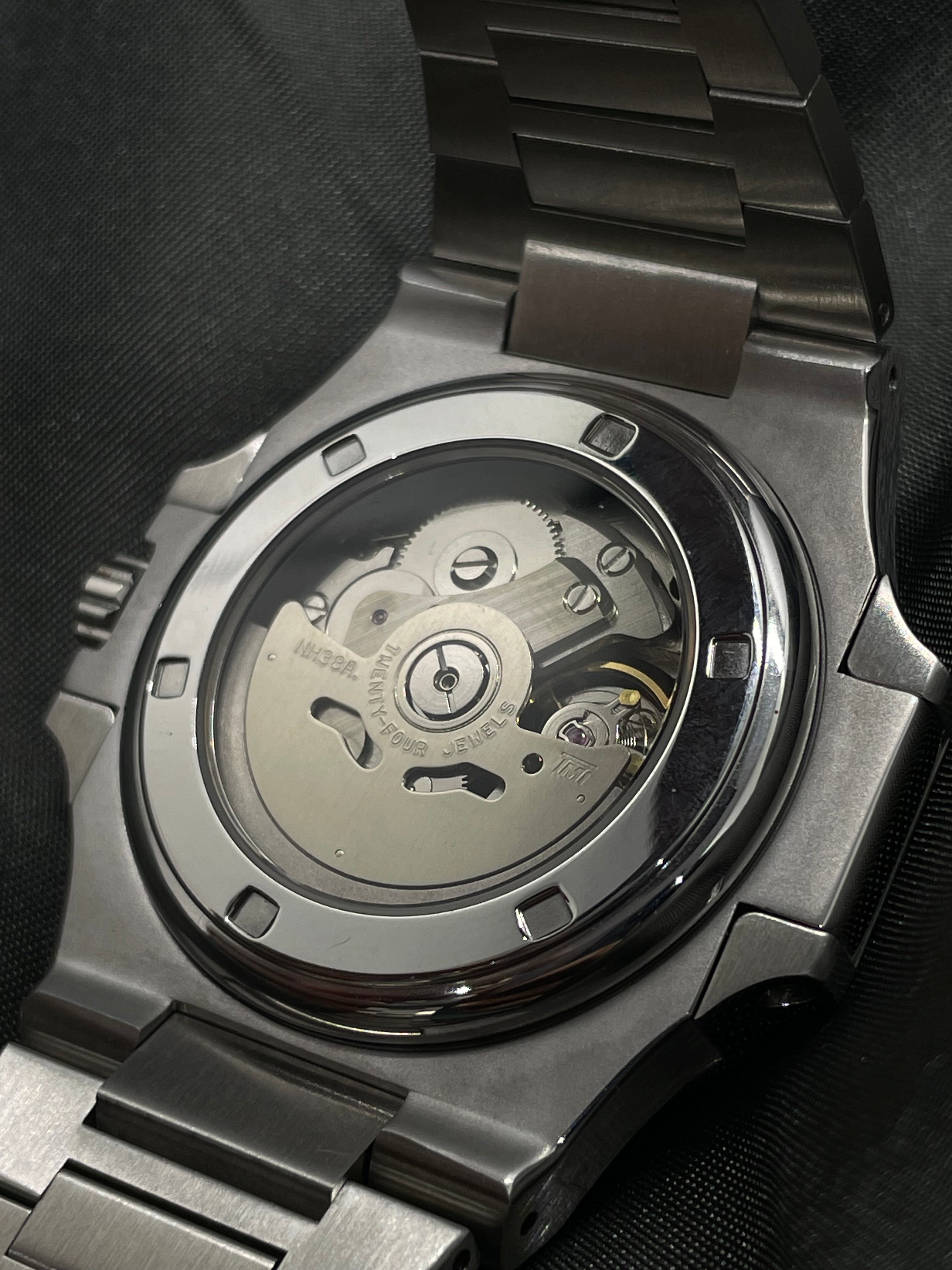 Seiko Mod - Nautilus Vert Militaire